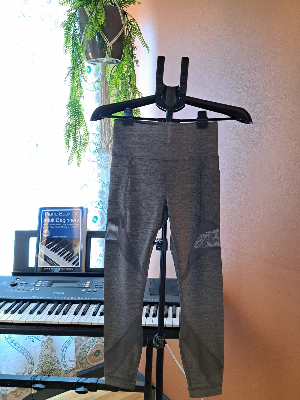 Women's Gray High-Waist Athletic Leggings with Mesh Panels